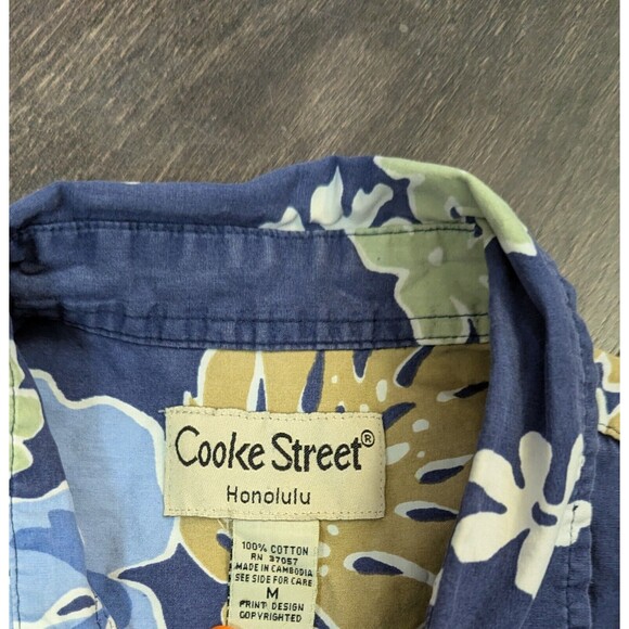 Cooke Street Shirt Mens Medium Blue Pink Floral Short Sleeve Button Up - Picture 3 of 3